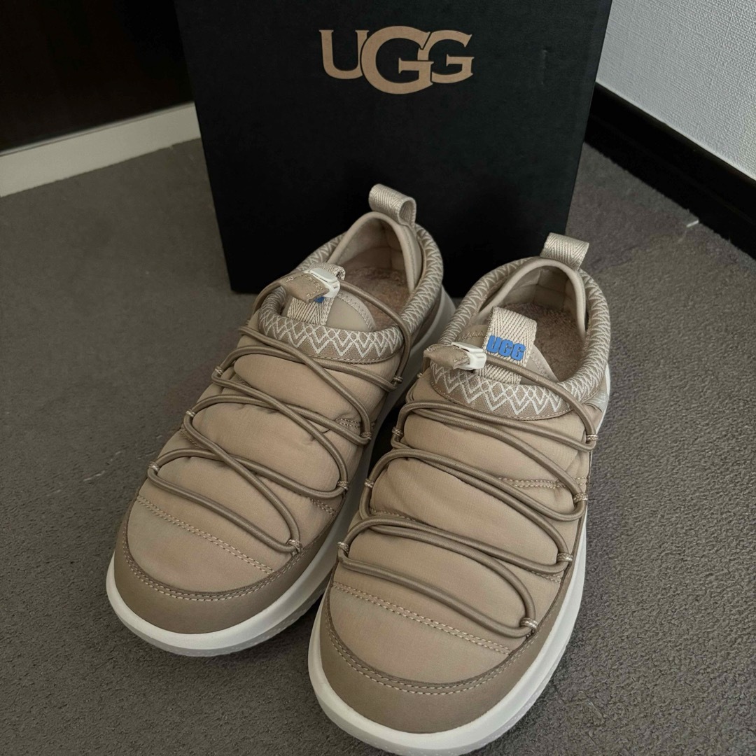 人気完売 人気色 UGG M CA78 TASMAN スニーカー スリッポン 靴 人気完売 人気色 UGG M CA78 TASMAN スニーカー スリッポン 靴