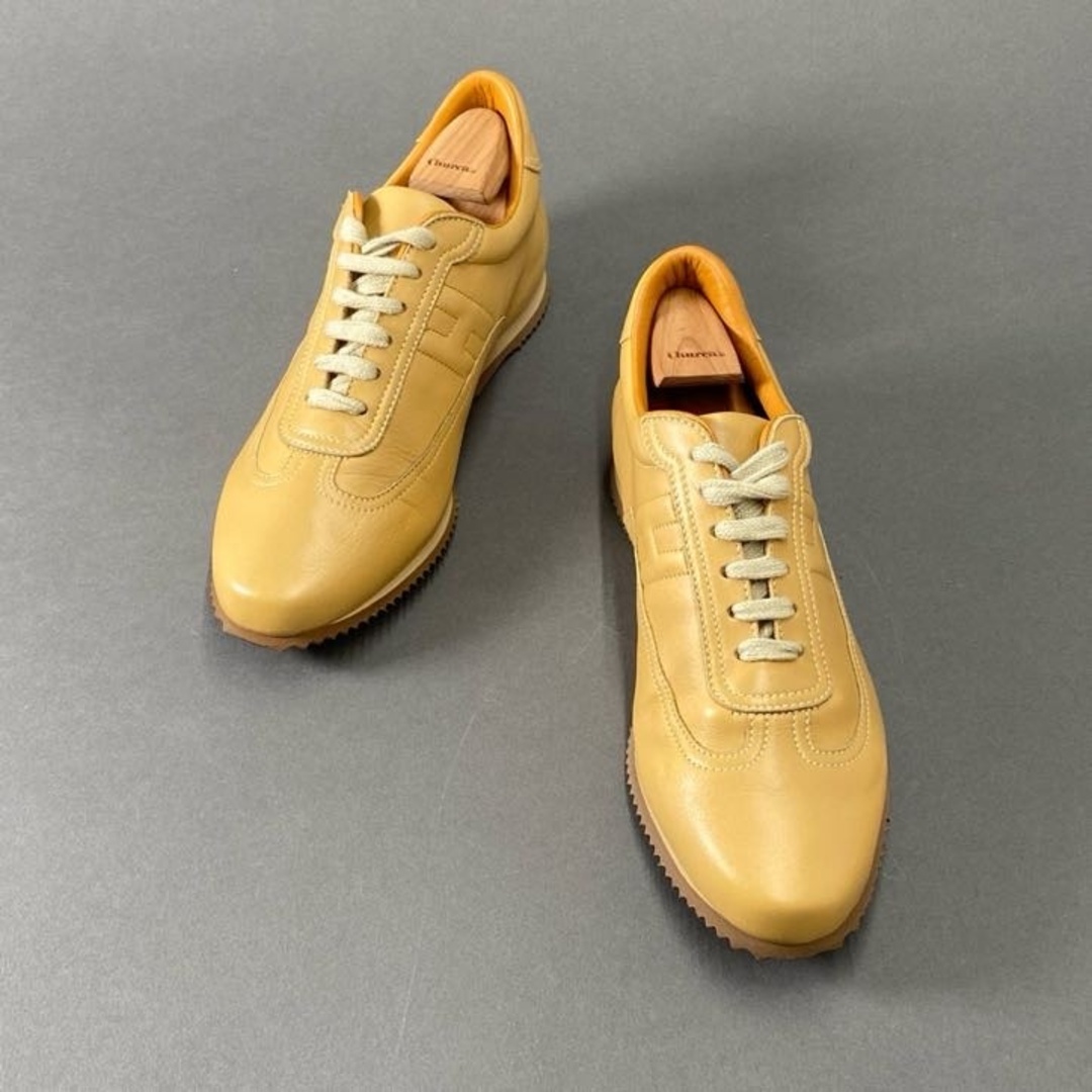 HERMES ちょんぎっ エルメス ベージュ ファー サンダル 35 HERMES ちょんぎっ エルメス ベージュ ファー サンダル 35