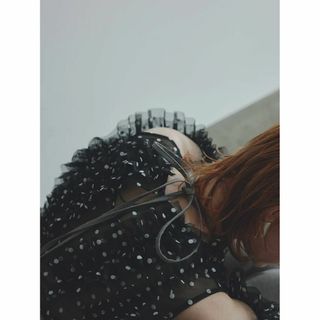 スナイデル(SNIDEL)のスナイデル　ランダムフリルチュールブラウス　ブラック　ドット(シャツ/ブラウス(半袖/袖なし))
