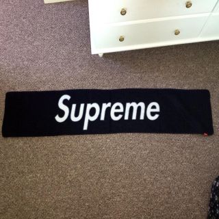 シュプリーム(Supreme)のマフラー(マフラー/ショール)