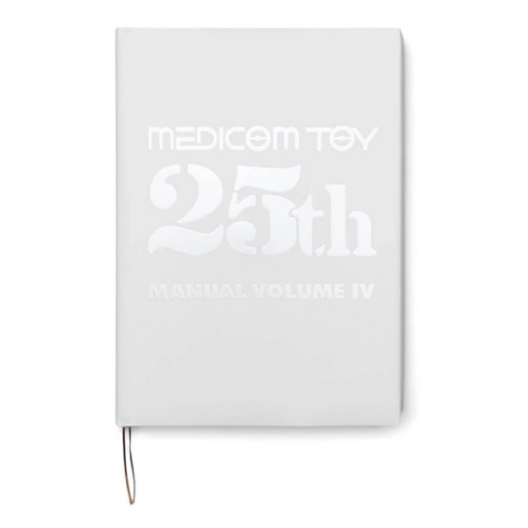 MEDICOM TOY - MEDICOM TOY 25th MANUAL VOLUME IVの通販 by MEDICOM TOY - MEDICOM TOY 25th MANUAL VOLUME IVの通販 by