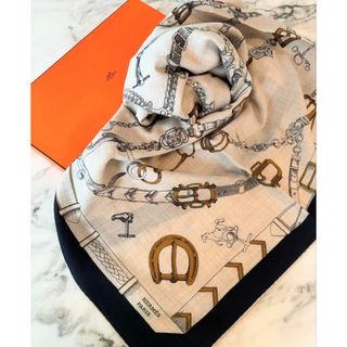 ケース付き!エルメス カレ90 ケース付き!エルメス カレ90