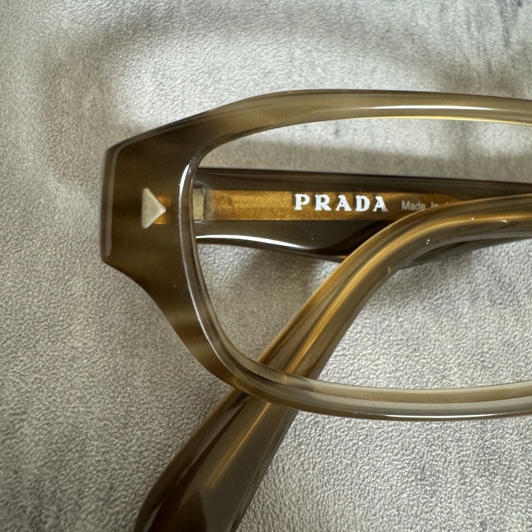 ✨美品 プラダ PRADA メガネ VPR11P クリア グレー 度なし ✨美品 プラダ PRADA メガネ VPR11P クリア グレー 度なし