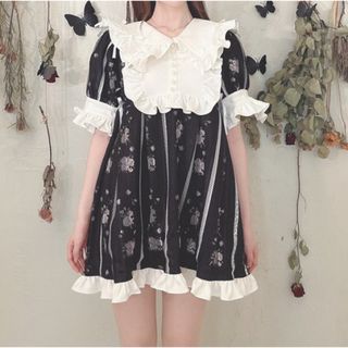 Swankiss(ワンピース ・ ブラック/黒色系)のフリマアイテム一覧 Swankiss(ワンピース ・ ブラック/黒色系)のフリマアイテム一覧
