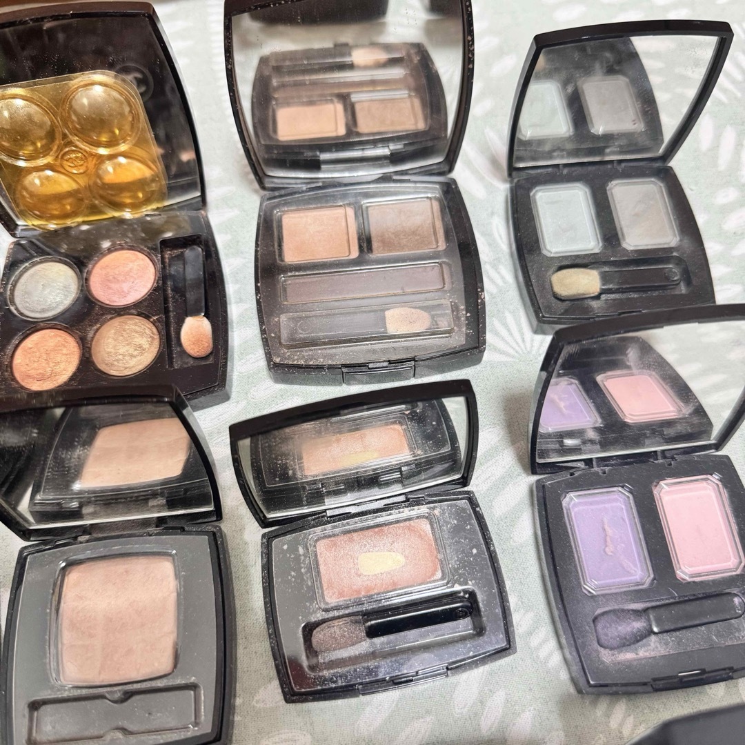 CHANEL シャネル 【20点】まとめ売り コスメ デパコス アイシャドウ CHANEL シャネル 【20点】まとめ売り コスメ デパコス アイシャドウ