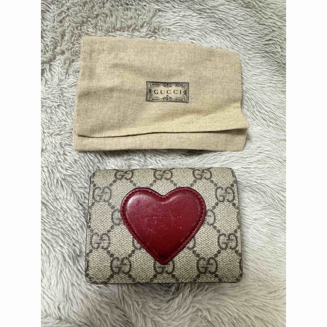 GUCCI - 【即日配送可能】GUCCI バレンタイン ハート 財布 GUCCI - 【即日配送可能】GUCCI バレンタイン ハート 財布