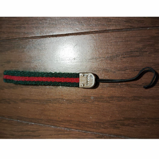 GUCCI(ストラップ/イヤホンジャック)のフリマアイテム一覧 GUCCI(ストラップ/イヤホンジャック)のフリマアイテム一覧
