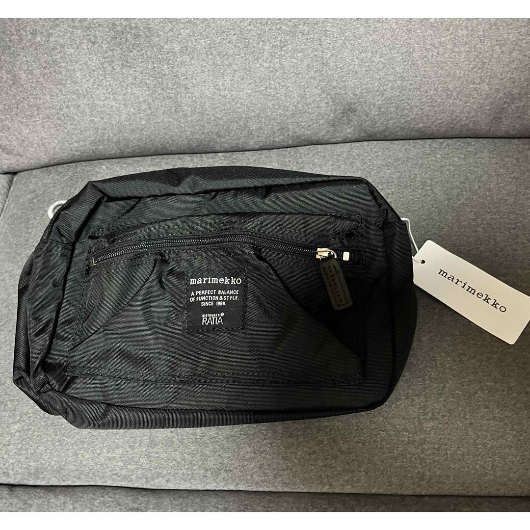 marimekko(マリメッコ)のマリメッコ Roadie My Things ショルダーバッグ BLACK レディースのバッグ(ショルダーバッグ)の商品写真