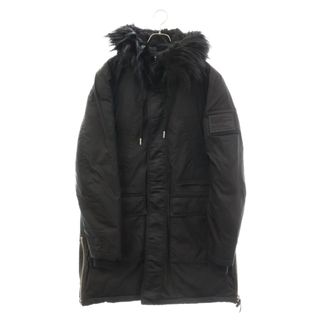 美品 DIESEL ダウンジャケット フード出し入れ可能 美品 DIESEL ダウンジャケット フード出し入れ可能