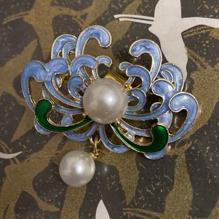 曼珠沙華◎青い彼岸花の帯留め(和装小物)