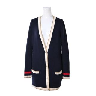 GUCCI - GUCCI LOVED 刺繍 パールボタン ウール ニット GUCCI - GUCCI LOVED 刺繍 パールボタン ウール ニット