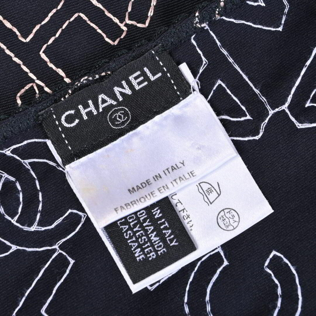 CHANEL - CHANEL 05A ココマーク ロゴ刺繍 キャミソール CHANEL - CHANEL 05A ココマーク ロゴ刺繍 キャミソール