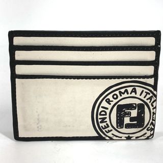 FENDI(名刺入れ/定期入れ)のフリマアイテム一覧 FENDI(名刺入れ/定期入れ)のフリマアイテム一覧