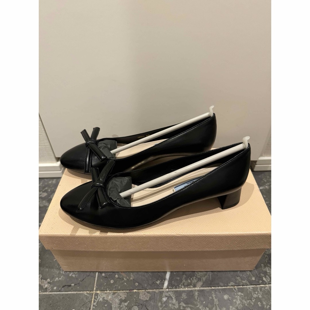 PRADA - プラダ リボンパンプス 36.5 23.5 PRADAの通販 by ら PRADA - プラダ リボンパンプス 36.5 23.5 PRADAの通販 by ら