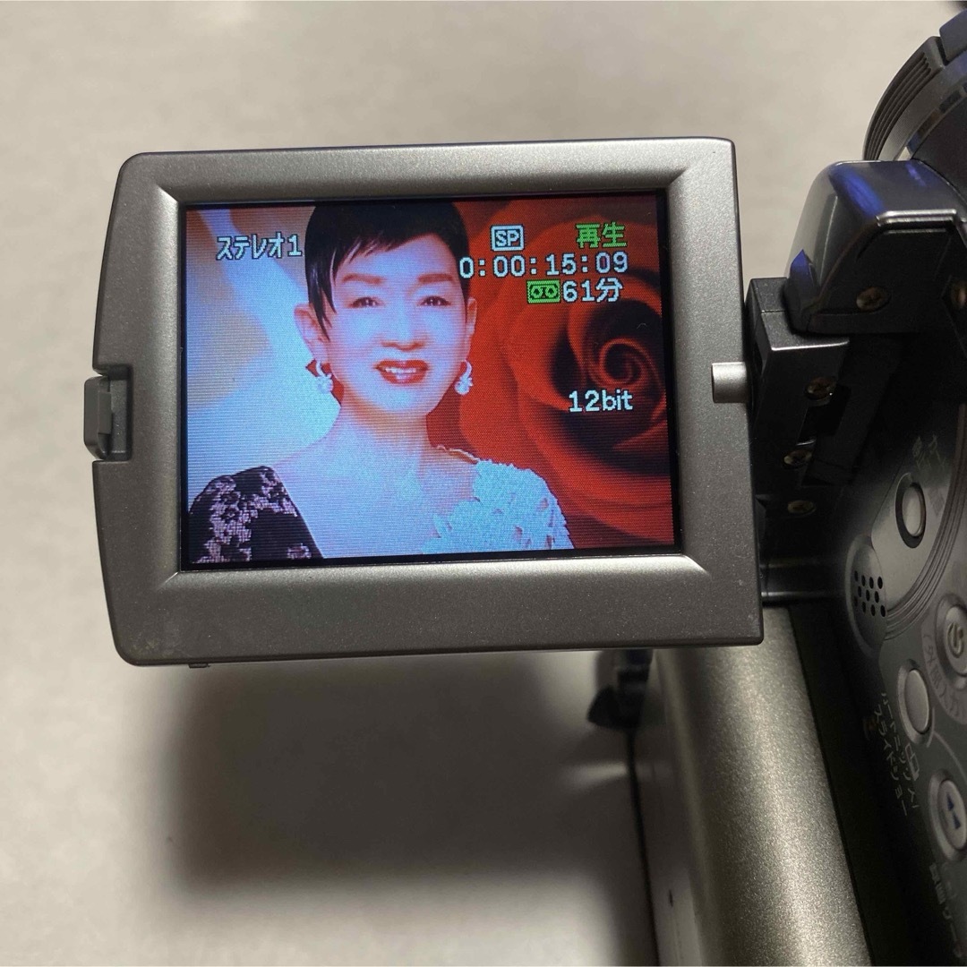 動作品 Canon miniDVビデオカメラ IXY DV M2 ⑤ ビデオカメラ 動作品 Canon miniDVビデオカメラ IXY DV M2 ⑤ ビデオカメラ