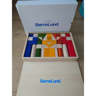 ボーネルンド(BorneLund)のボーネルンド⭐️積み木　カラー　木製　４.５ｃｍ基尺　白木　モンテッソーリ(知育玩具)