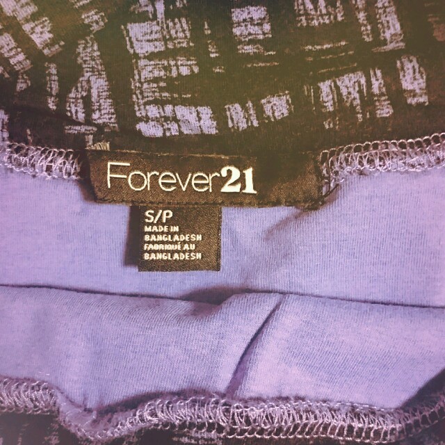 FOREVER 21(フォーエバートゥエンティーワン)の【FOREVER21】グランジスカート レディースのスカート(ミニスカート)の商品写真