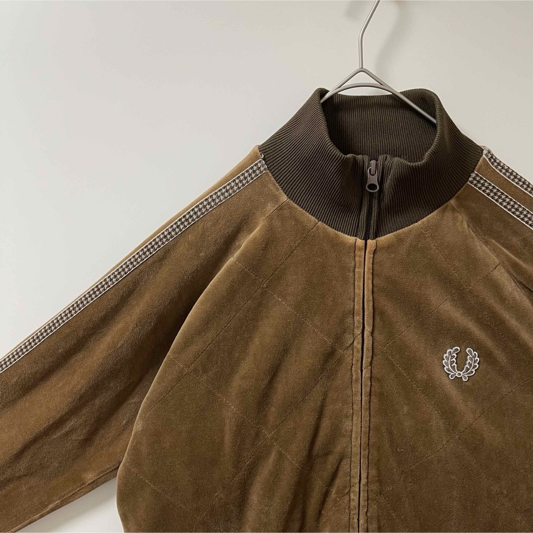 FRED PERRY - 美品ベロア】フレッドペリー刺繍トラック FRED PERRY - 美品ベロア】フレッドペリー刺繍トラック
