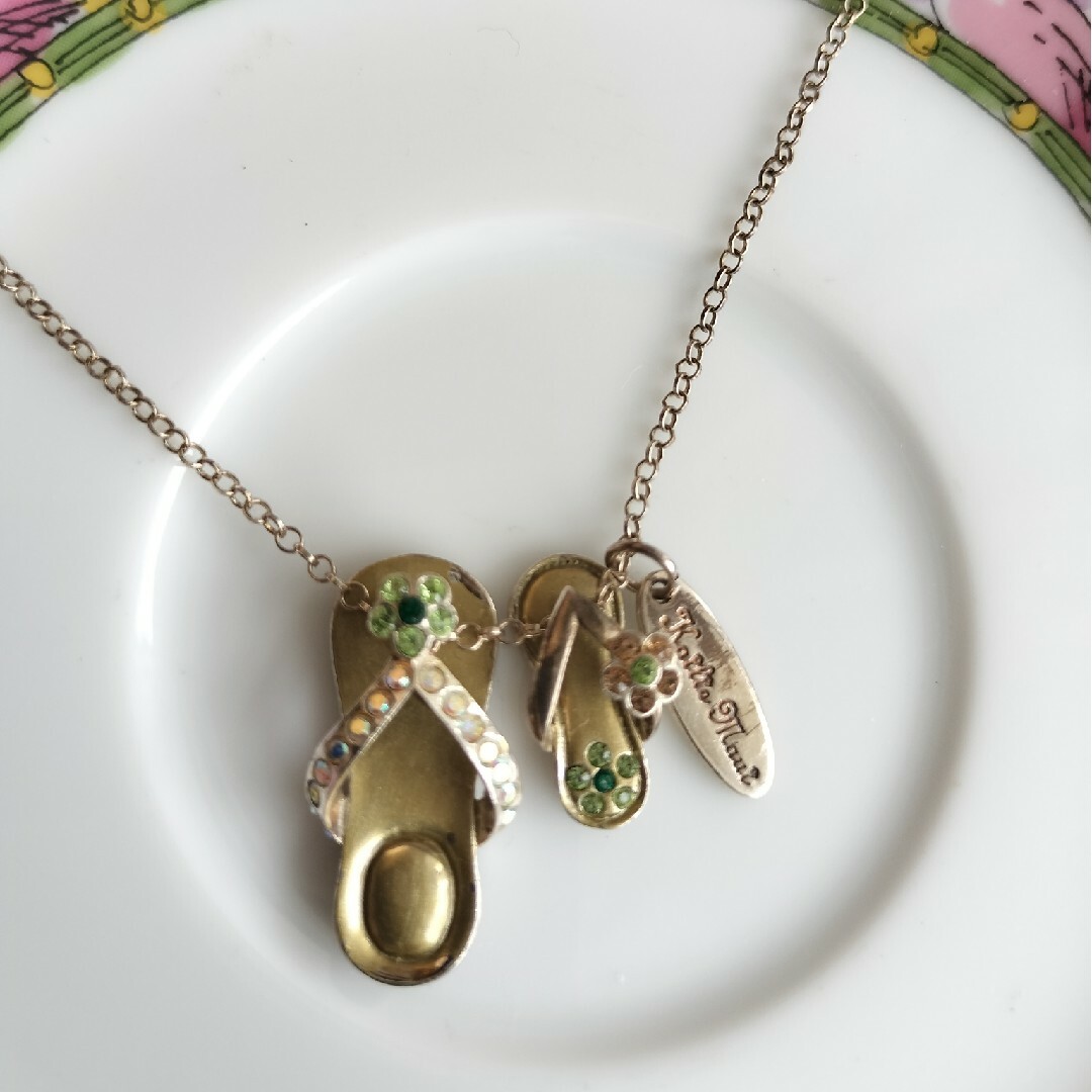 Kailie Maui ハワイアンジュエリー サンダルモチーフ ネックレス Kailie Maui ハワイアンジュエリー サンダルモチーフ ネックレス