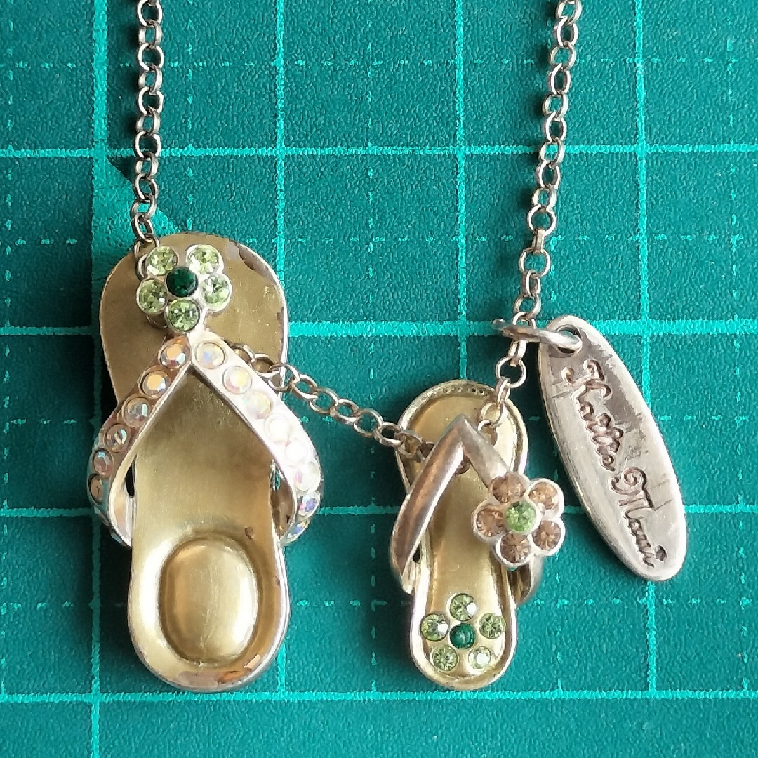 Kailie Maui ハワイアンジュエリー サンダルモチーフ ネックレス Kailie Maui ハワイアンジュエリー サンダルモチーフ ネックレス