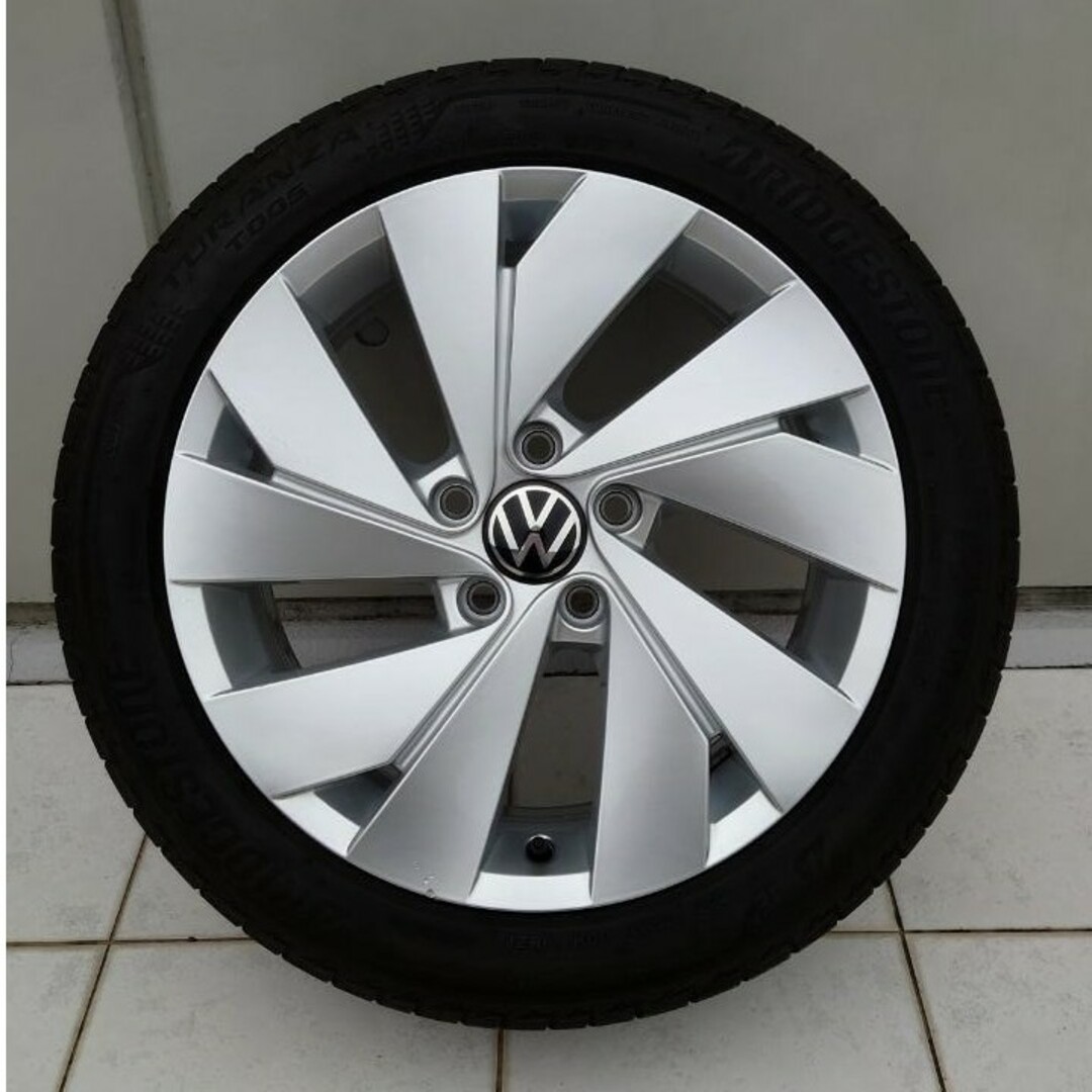 Volkswagen - VW ゴルフ8 TDI Style純正タイヤ+ホイール4本の Volkswagen - VW ゴルフ8 TDI Style純正タイヤ+ホイール4本の