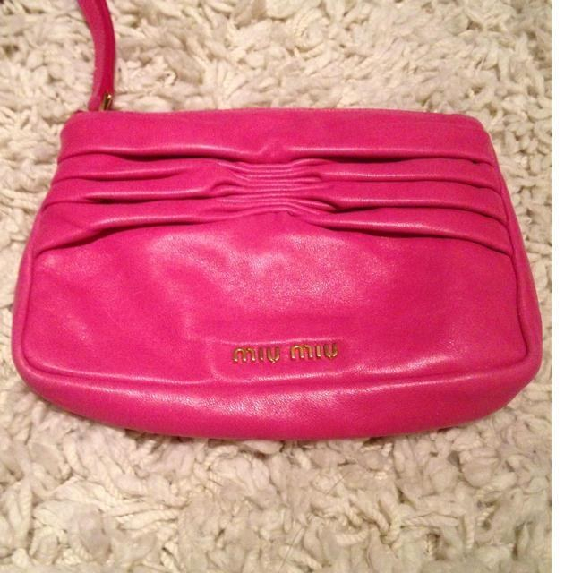 miumiu(ミュウミュウ)のmiu miu ポーチつきBag レディースのバッグ(トートバッグ)の商品写真