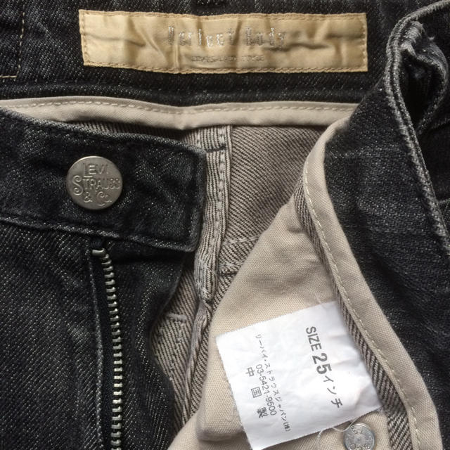 Levi's(リーバイス)のジーンズ  リーバイス レディースのパンツ(デニム/ジーンズ)の商品写真