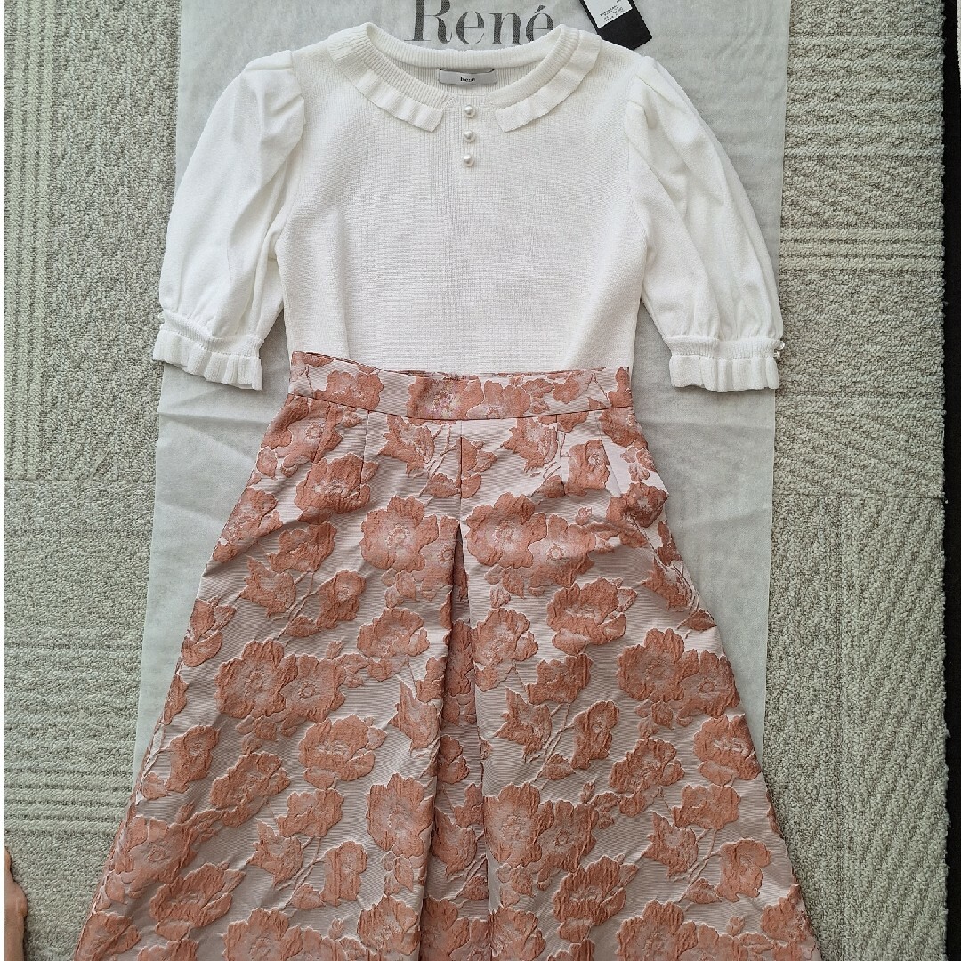 René - 新品タグ付きRene⭐ロングスカート36の通販 by maho's René - 新品タグ付きRene⭐ロングスカート36の通販 by maho's