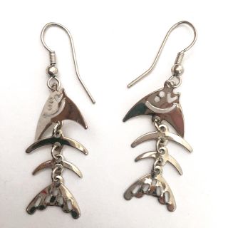 ピアス 魚 骨(同梱100円引き)(ピアス)