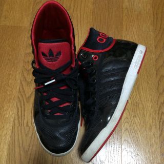 アディダス(adidas)のadidas シューズ(スニーカー)