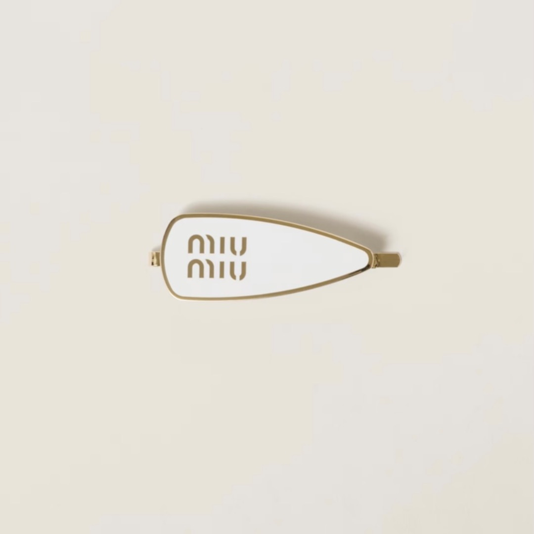 miumiu ヘアピン ヘアアクセサリー miumiu ヘアピン ヘアアクセサリー