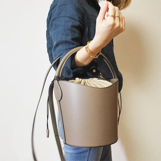 Spick & Span - PelletteriaVeneta ペレッテリアベネタ バケツバッグの ...