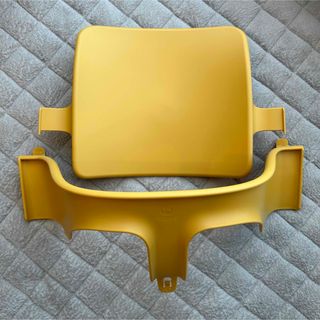 Stokke(イエロー/黄色系)のフリマアイテム一覧 Stokke(イエロー/黄色系)のフリマアイテム一覧