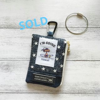 G3 デニムリメイク　カラビナつき　ポーチ  ♡  ハンドメイド スヌーピー(ポーチ)