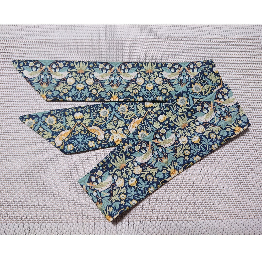 LIBERTY☆ストロベリーシーフ イエローグリーン リボンスカーフ LIBERTY☆ストロベリーシーフ イエローグリーン リボンスカーフ