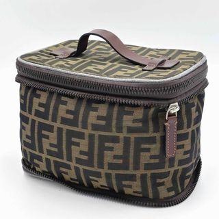 FENDI(ポーチ ・ ブラック/黒色系)のフリマアイテム一覧 FENDI(ポーチ ・ ブラック/黒色系)のフリマアイテム一覧