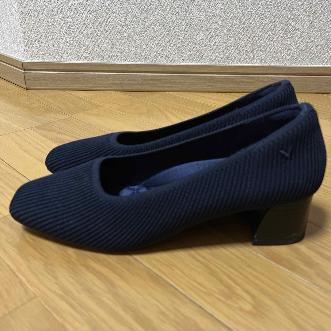 VIVAIA ヴィヴァイア スクエアトゥ パンプス チャンキー VIVAIA ヴィヴァイア スクエアトゥ パンプス チャンキー