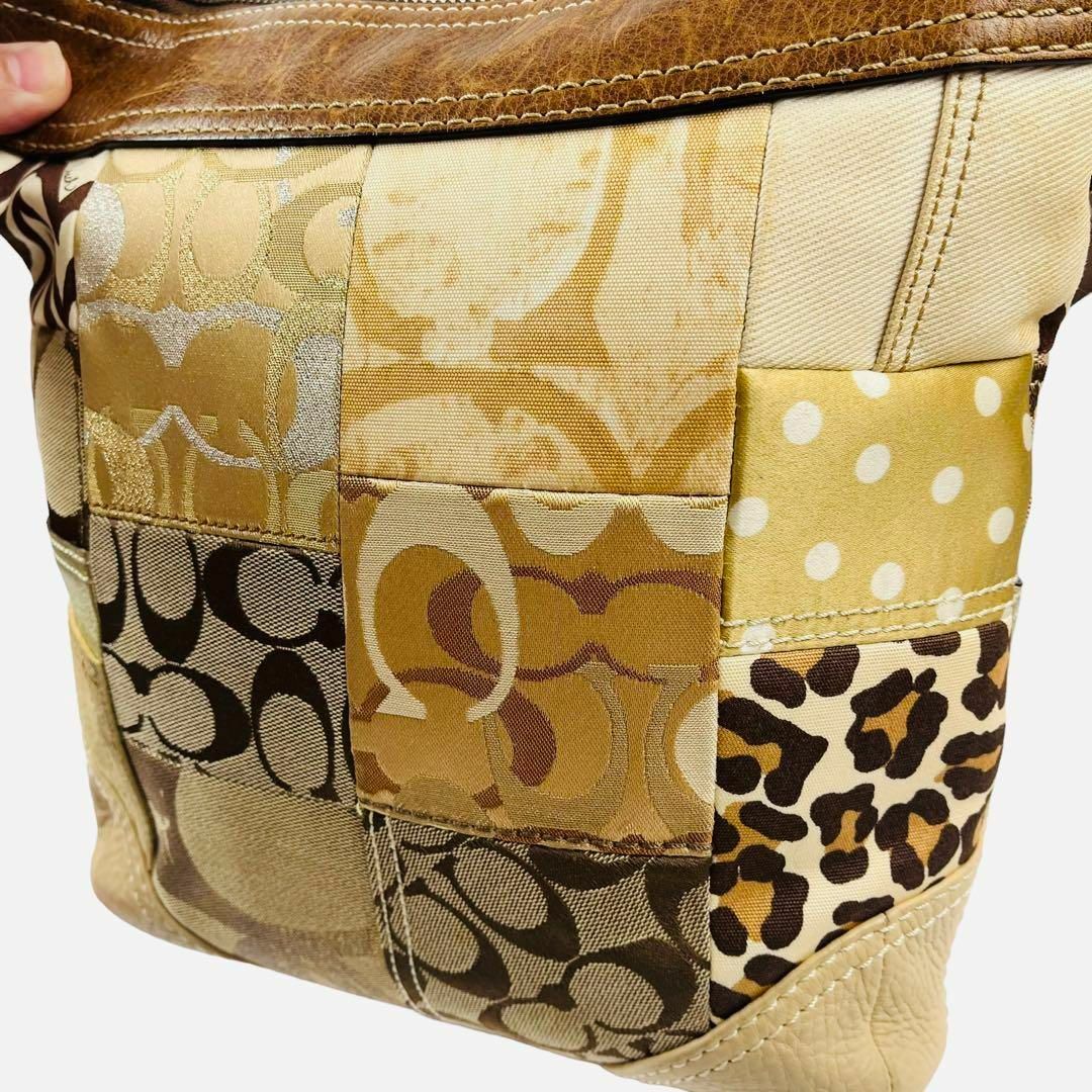 COACH - 極美品✨COACH コーチ パッチワーク ショルダーバッグ COACH - 極美品✨COACH コーチ パッチワーク ショルダーバッグ