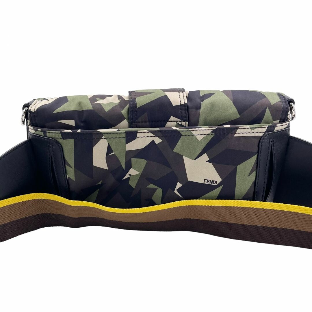 Fendi フェンディ ボディバッグ・ウエストポーチ 7VA472 Fendi フェンディ ボディバッグ・ウエストポーチ 7VA472