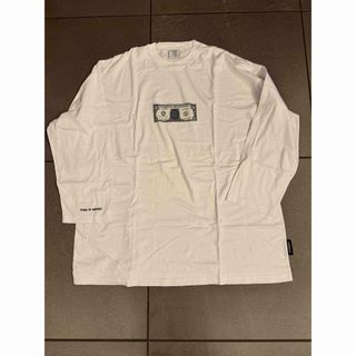 VETEMENTS(Tシャツ/カットソー(七分/長袖))のフリマアイテム一覧 VETEMENTS(Tシャツ/カットソー(七分/長袖))のフリマアイテム一覧