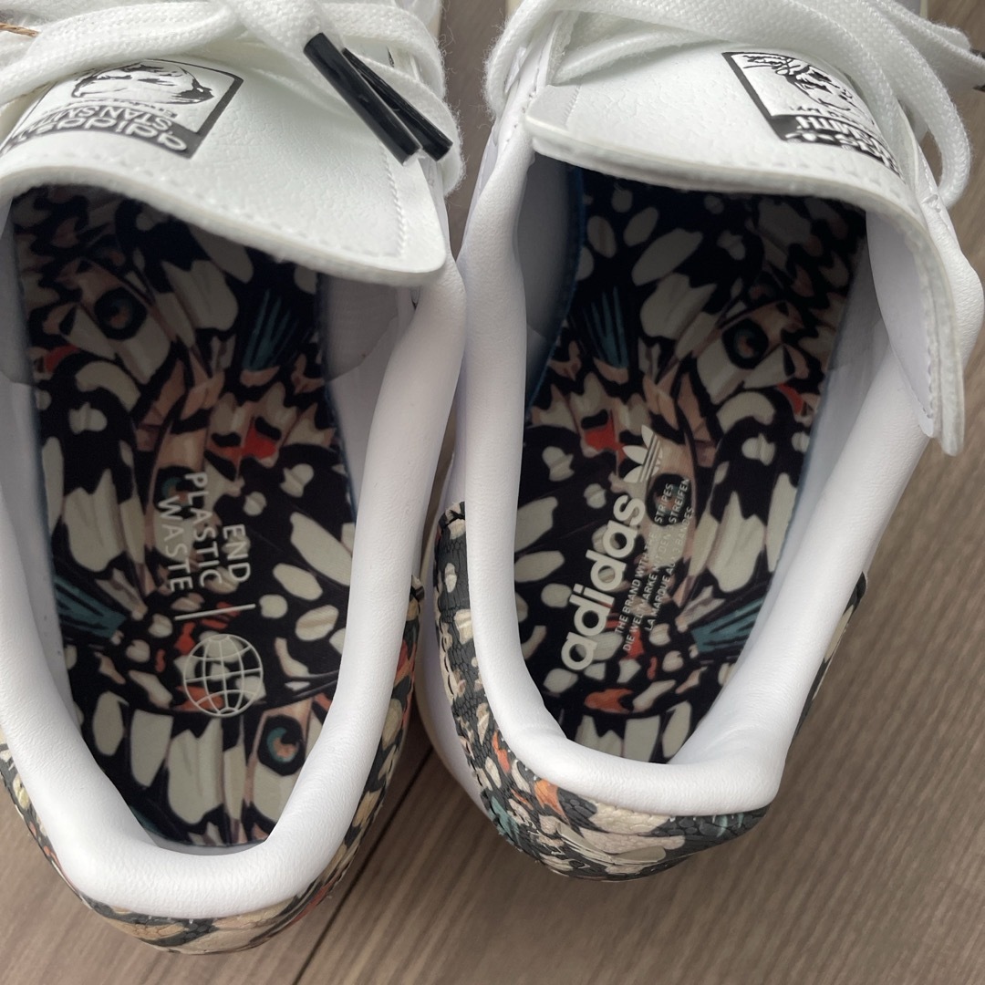 adidas - adidas スタンスミス 新品、タグ付きの通販 by ちなち adidas - adidas スタンスミス 新品、タグ付きの通販 by ちなち