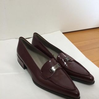 プラダ(PRADA)の新品プラダ♥︎ローファー(ローファー/革靴)