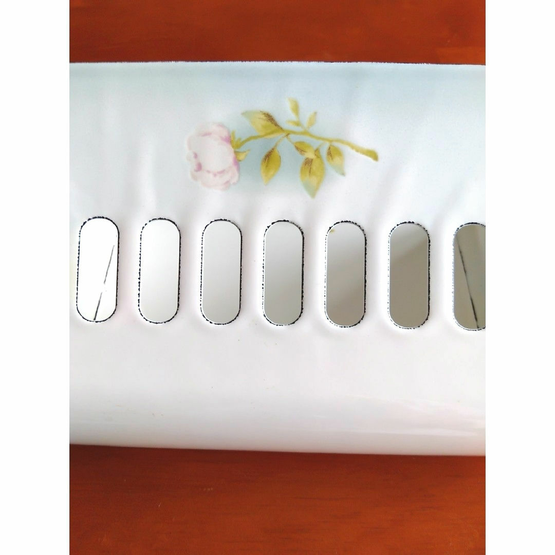 イマン ポワージュ 壁掛け用レターラックの通販 by 木苺のパフェ イマン ポワージュ 壁掛け用レターラックの通販 by 木苺のパフェ