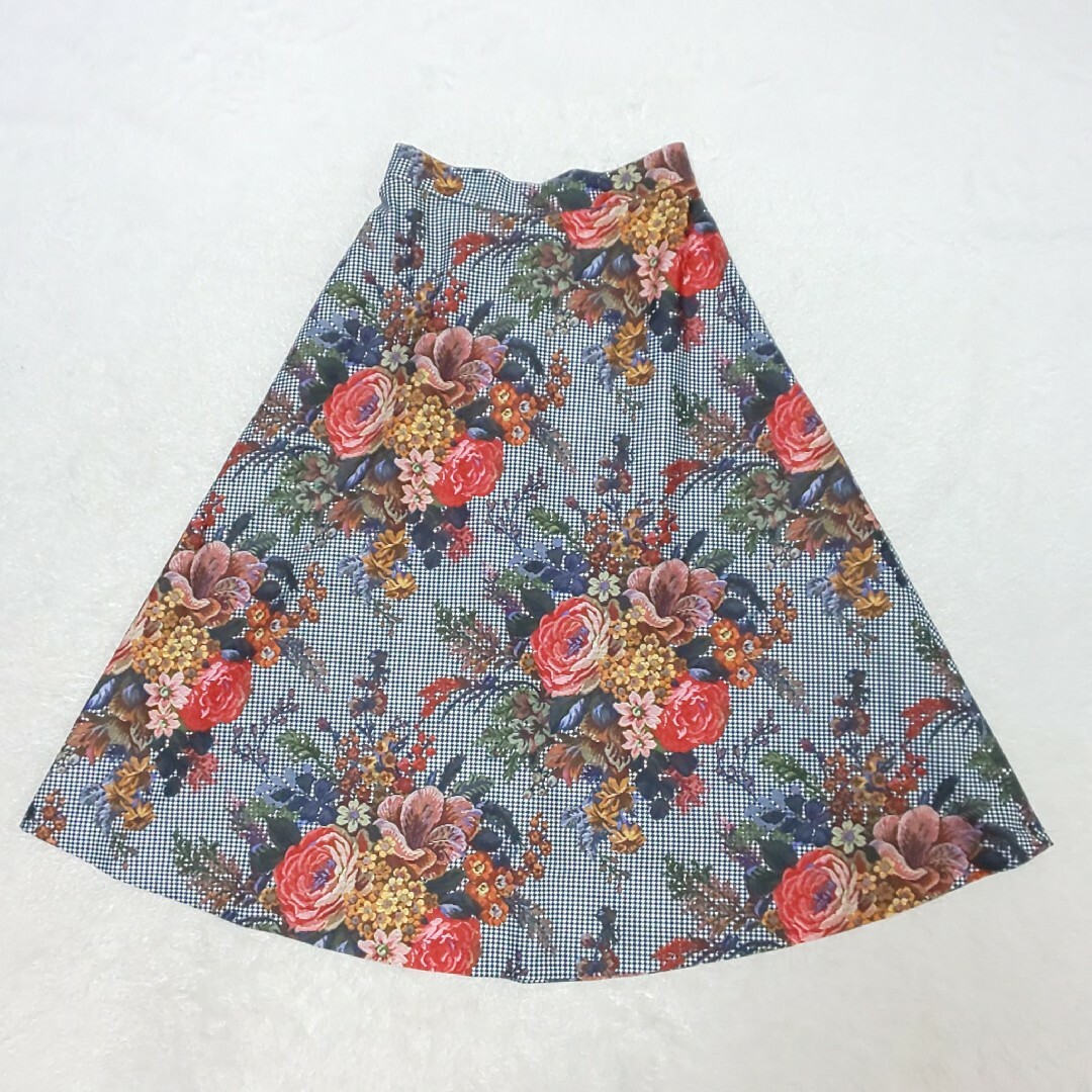 極美品/2024 Lois CRAYON ストレッチセットアップ 花柄 千鳥格子 極美品/2024 Lois CRAYON ストレッチセットアップ 花柄 千鳥格子