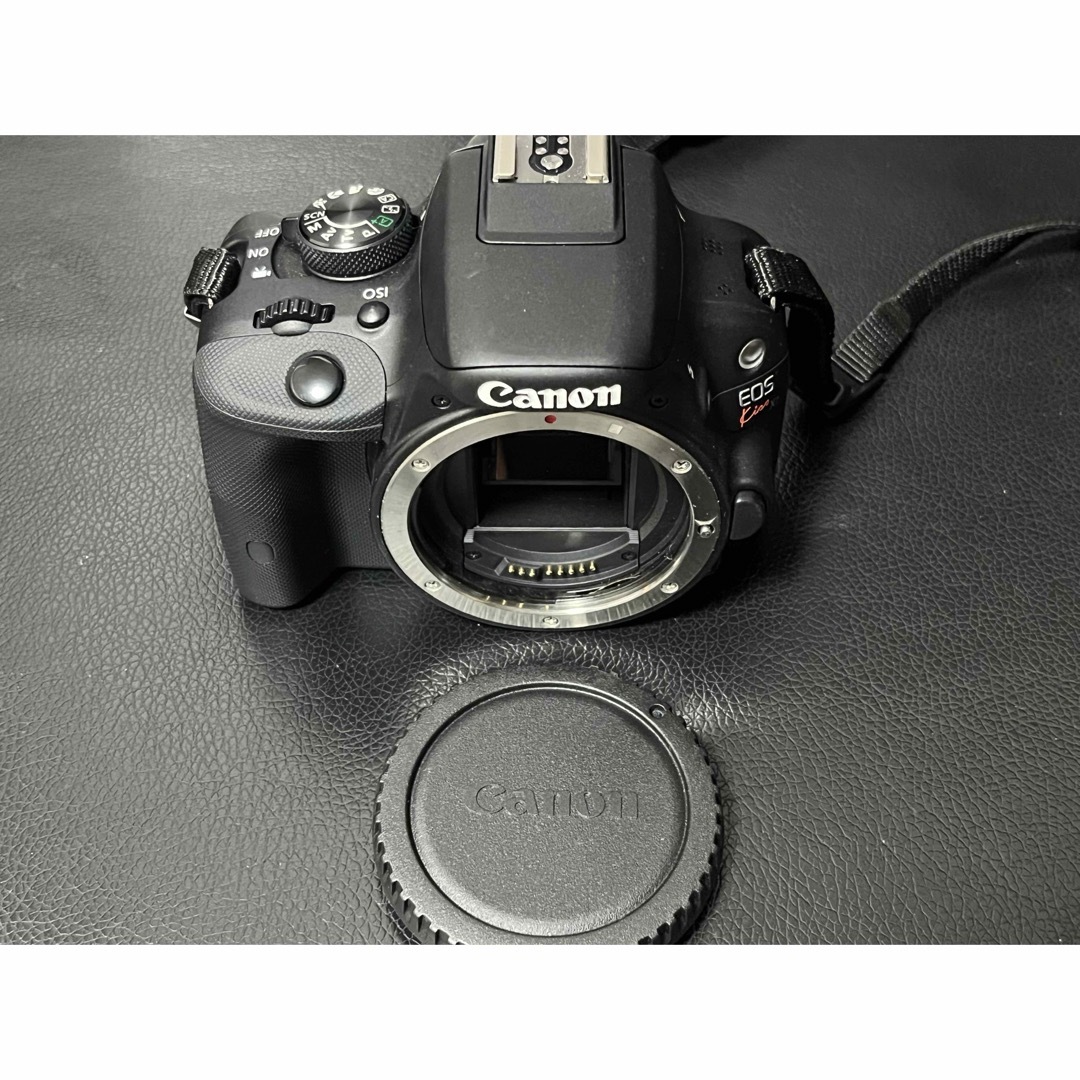 Canon(キヤノン)の初心者✴︎使いやすい✴︎軽い【✴︎超美品✴︎】キャノン Canon EOS X7 スマホ/家電/カメラのカメラ(デジタル一眼)の商品写真