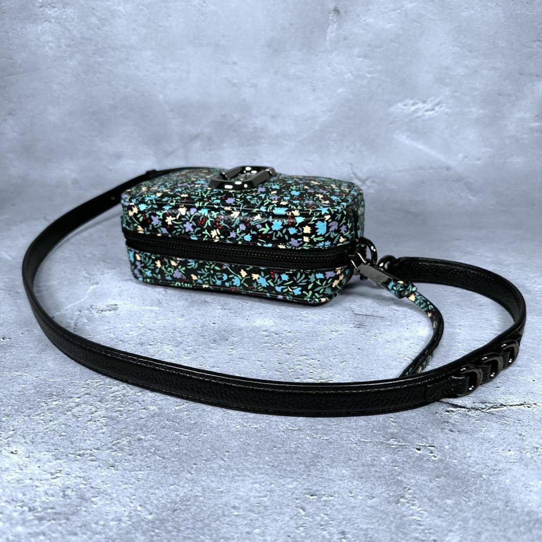 MARC JACOBS - 【美品】MARC JACOBS ディッツィー フローラル MARC JACOBS - 【美品】MARC JACOBS ディッツィー フローラル