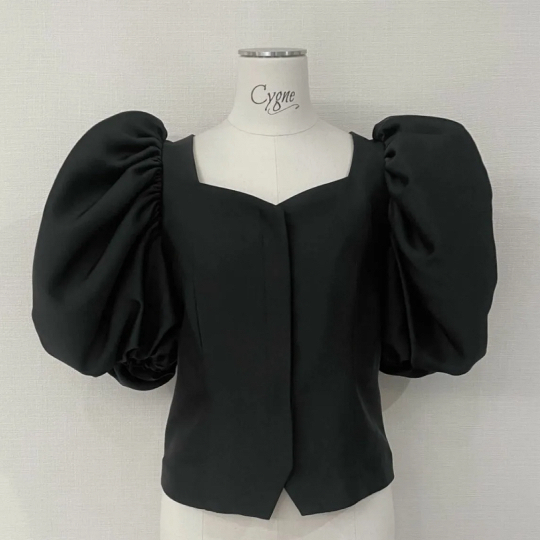 シーニュ cygne バルーンギャザーブラウス Sarah ブラック シーニュ cygne バルーンギャザーブラウス Sarah ブラック
