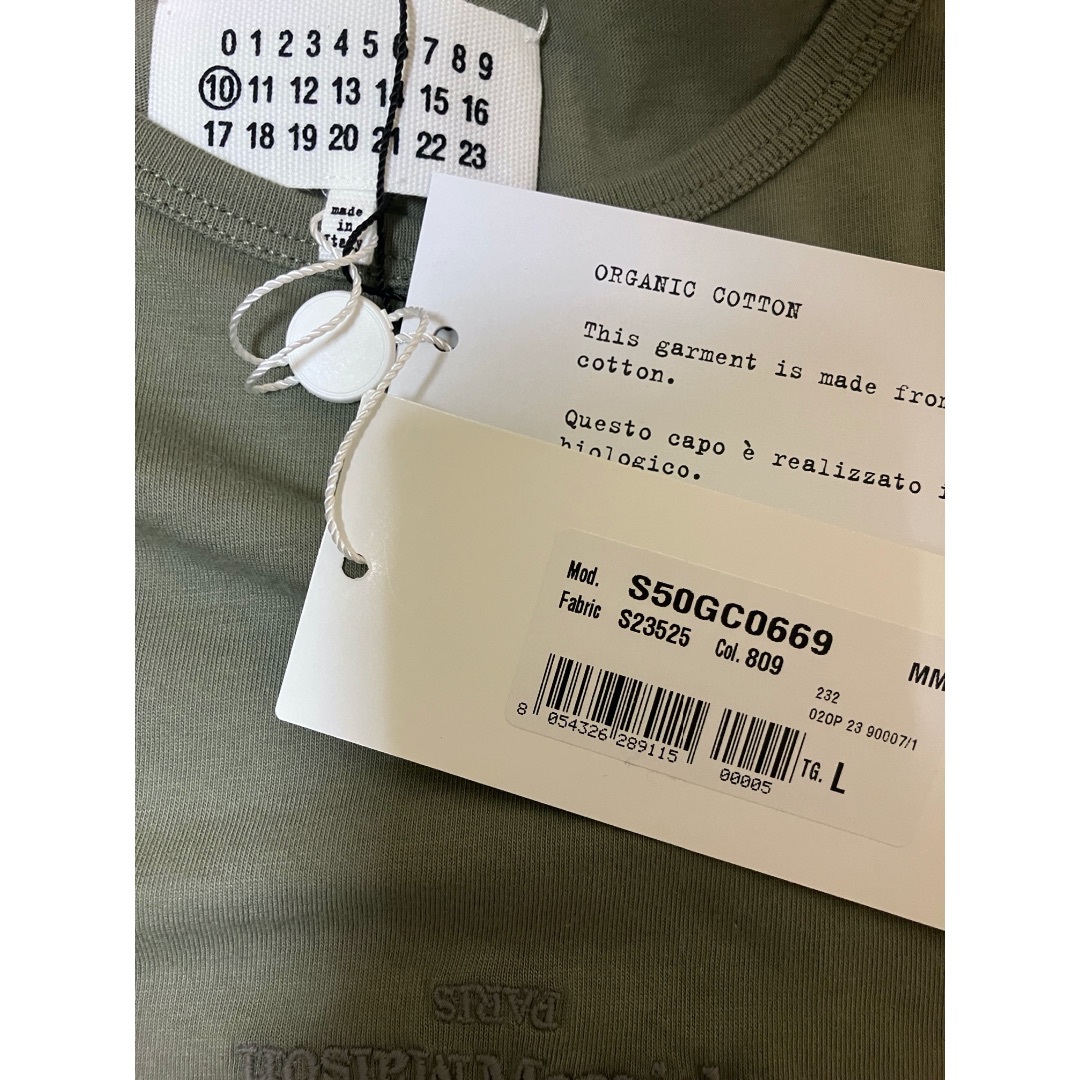 国内発送 メゾンマルジェラ 23aw ロゴ反転Tシャツ 緑色 グリーン Maison Margiela（旧Maison Martin Margiela） - 新品 L
