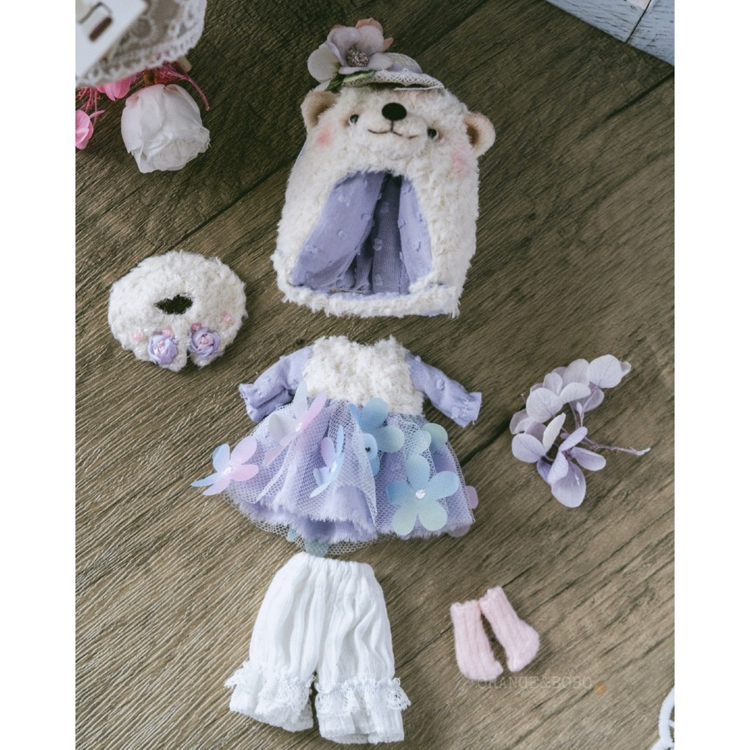 オビツ11 ob11 お洋服 アウトフィット 海外作家製 白熊と花 オビツ11 ob11 お洋服 アウトフィット 海外作家製 白熊と花