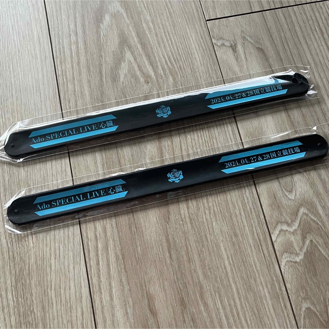 Ado アド ライブ 心臓 モナリザの横顔 VIP席特典 ブローチ 銀テ Ado アド ライブ 心臓 モナリザの横顔 VIP席特典 ブローチ 銀テ